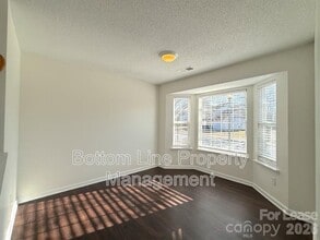 8821 Cameron Spring Rd in Charlotte, NC - Building Photo - Building Photo