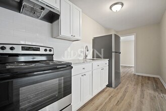 8 S Reed Ave in Mobile, AL - Building Photo - Building Photo