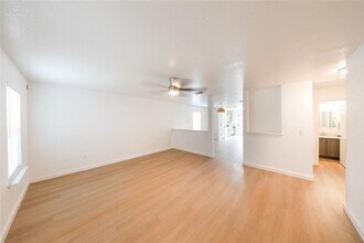 11254 Dublin Cir in San Antonio, TX - Building Photo - Building Photo