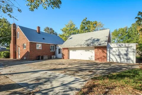 20991 Recher Ave in Euclid, OH - Building Photo - Building Photo