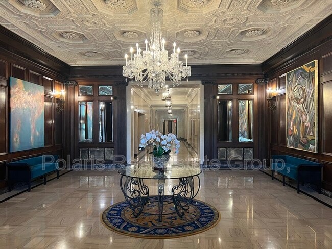 350 N Meridian St in Indianapolis, IN - Foto de edificio - Building Photo