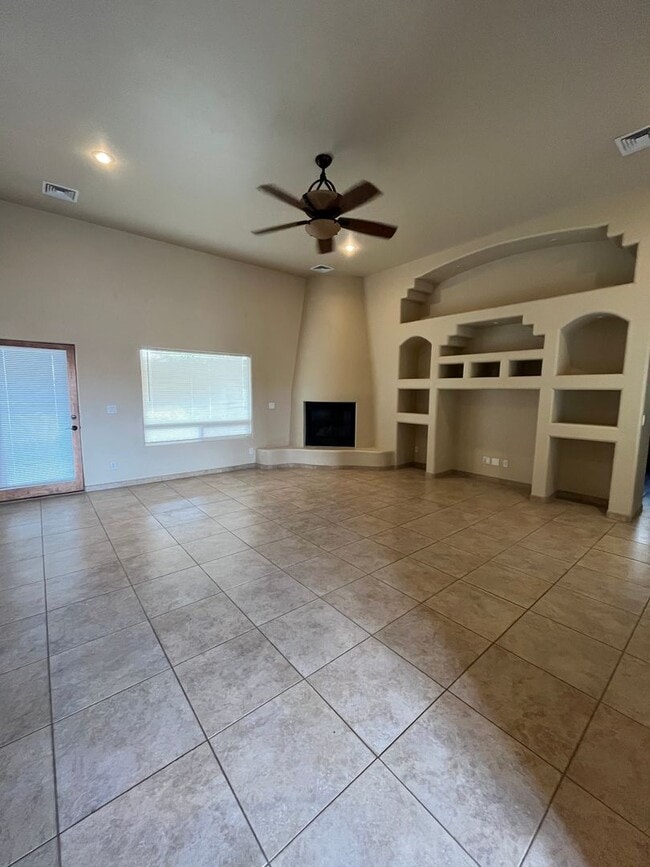 4237 Wildcat Canyon Dr in Las Cruces, NM - Building Photo - Building Photo