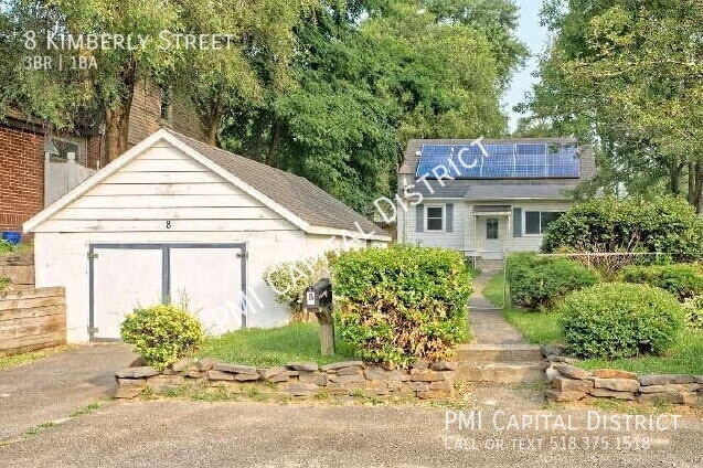 property at 8 Kimberly St