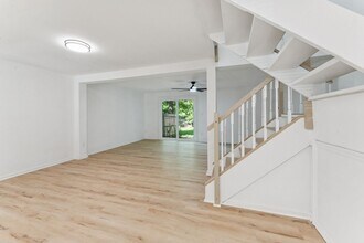 5226 Fair Wind Ln in Charlotte, NC - Building Photo - Building Photo