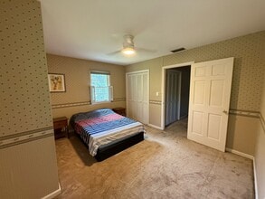 2402 Delgado Dr in Tallahassee, FL - Building Photo - Building Photo