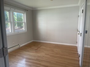 32 Pine St in Norwalk, CT - Building Photo - Building Photo