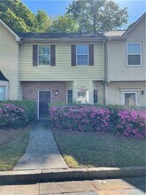 2295 Fairways Ct in Kennesaw, GA - Building Photo - Building Photo