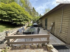 112 Knoll Dr in Boone, NC - Building Photo - Building Photo