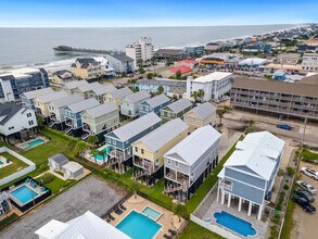 123 Yaupon Ave in Murrells Inlet, SC - Building Photo - Building Photo