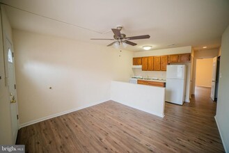 2316 S 23rd St-Unit -1 in Philadelphia, PA - Foto de edificio - Building Photo
