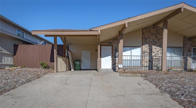 property at 709 Arrowhead Cir