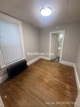 21 Webster Ave, Unit 8 in Bangor, ME - Building Photo - Building Photo