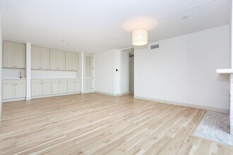 4082 Albatross St in San Diego, CA - Building Photo - Building Photo