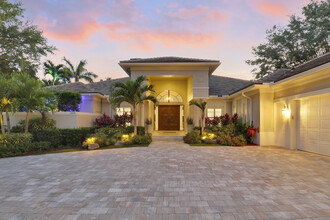 18808 SE Windward Island Ln in Jupiter, FL - Building Photo - Building Photo