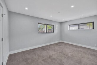 4840 NE 5th Ave in Fort Lauderdale, FL - Building Photo - Building Photo