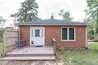 402 E Palmer Ave in Tallahassee, FL - Building Photo - Building Photo
