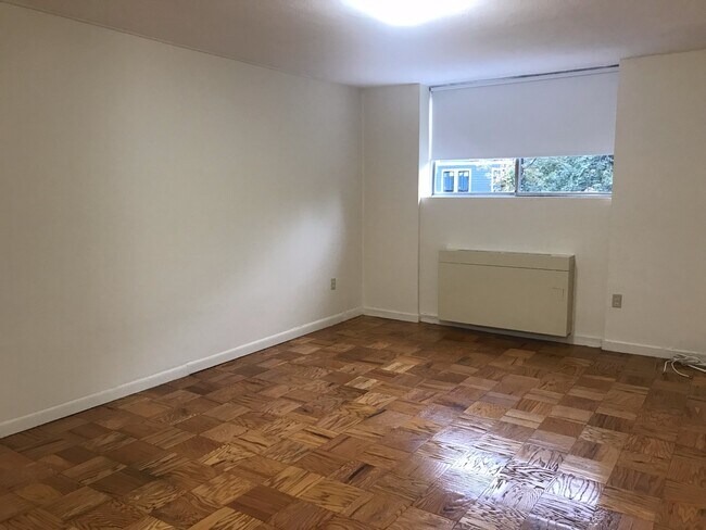 101 Monmouth St in Brookline, MA - Building Photo - Building Photo