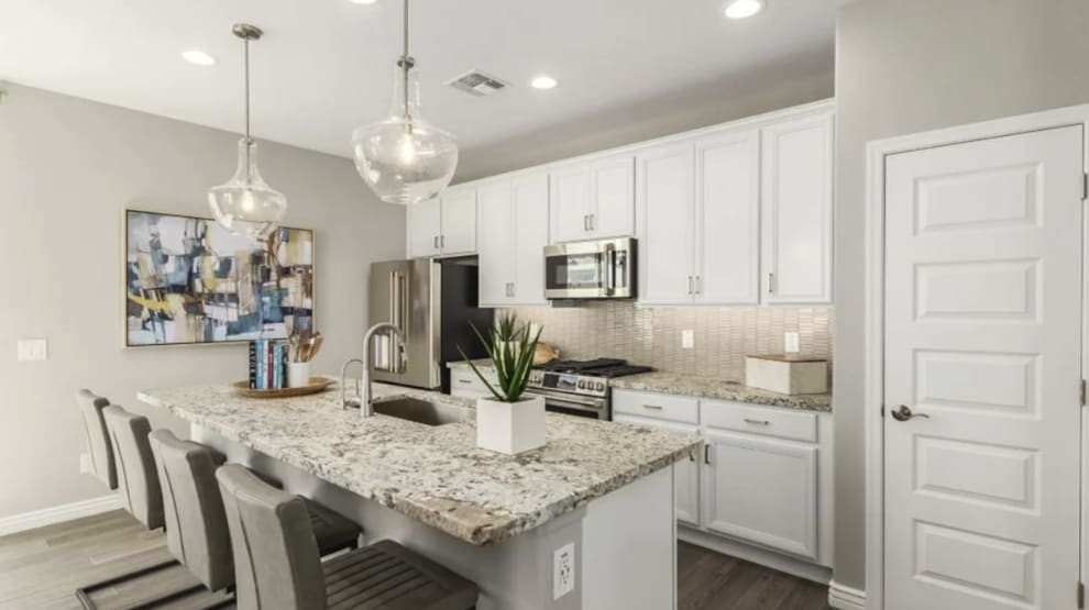 25238 N 142nd Dr in Surprise, AZ - Foto de edificio