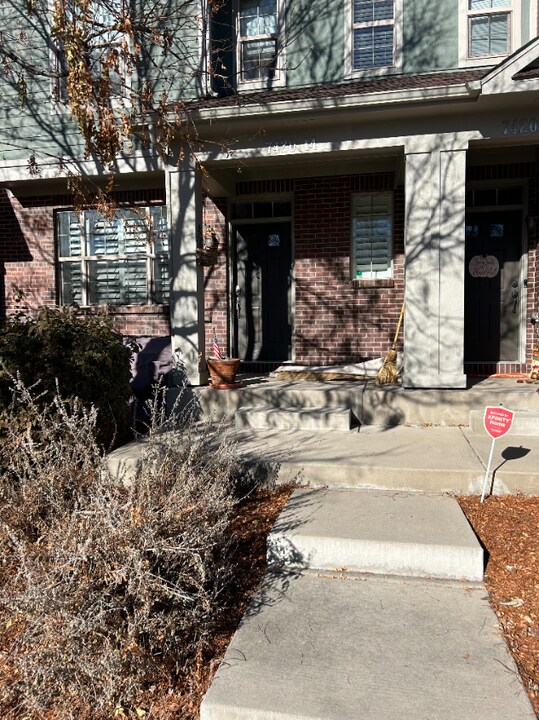 7420 E 8th Ave in Denver, CO - Building Photo
