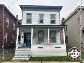 112 S Melcher St in Johnstown, NY - Building Photo