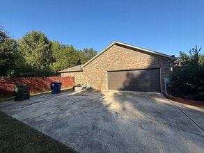 242 Turtle Creek Dr in Huntsville, AL - Building Photo - Building Photo