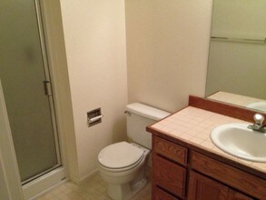 2561 Moon Mountain Dr in Eugene, OR - Building Photo - Building Photo