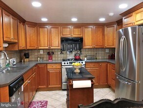 1127 Thackary Ct in Voorhees Township, NJ - Building Photo - Building Photo