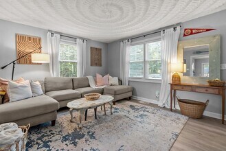 424 E Ocean Ave in Norfolk, VA - Building Photo - Building Photo