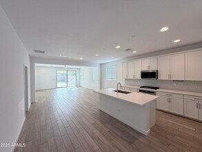 4323 W Palace Sta Rd in Phoenix, AZ - Building Photo - Building Photo