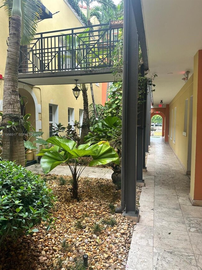 property at 4812 Pine Tree Dr