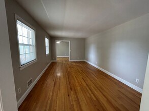 5013 Clear Run Dr in Wilmington, NC - Building Photo - Building Photo