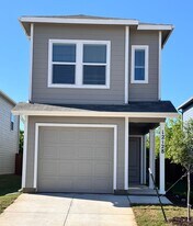 12128 Steeplechase Dr in Aubrey, TX - Building Photo