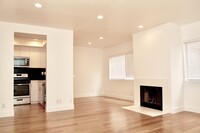 1628 S Bundy Dr in Los Angeles, CA - Building Photo - Building Photo