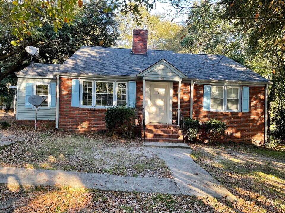 906 Cherokee Ave in Aiken, SC - Building Photo