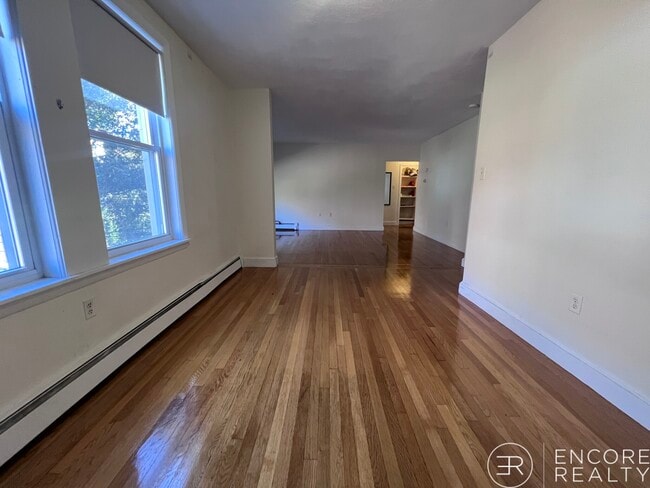 306 Tappan St, Unit 3A in Brookline, MA - Building Photo - Building Photo