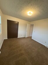 310 Beechwood St, Unit 1 in Louisville, OH - Building Photo - Building Photo