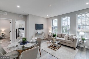 752 S 16th St in Philadelphia, PA - Building Photo