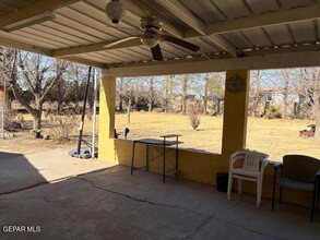 9743 Alameda Ave in Socorro, TX - Building Photo - Building Photo