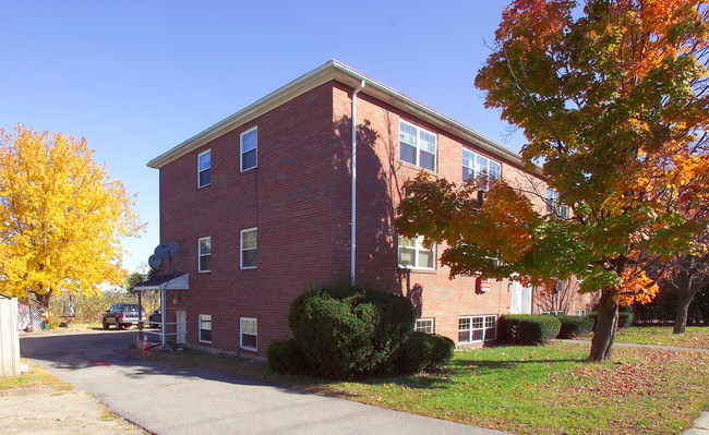 882 Sea St in Quincy, MA - Foto de edificio - Building Photo