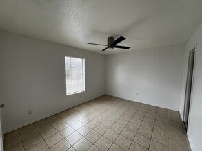 5105 Villa Bonita St in Brownsville, TX - Building Photo - Building Photo