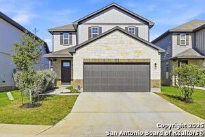 13243 Forscher Crst in San Antonio, TX - Building Photo