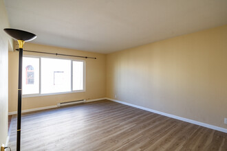 1630 Sutter in San Francisco, CA - Building Photo - Interior Photo