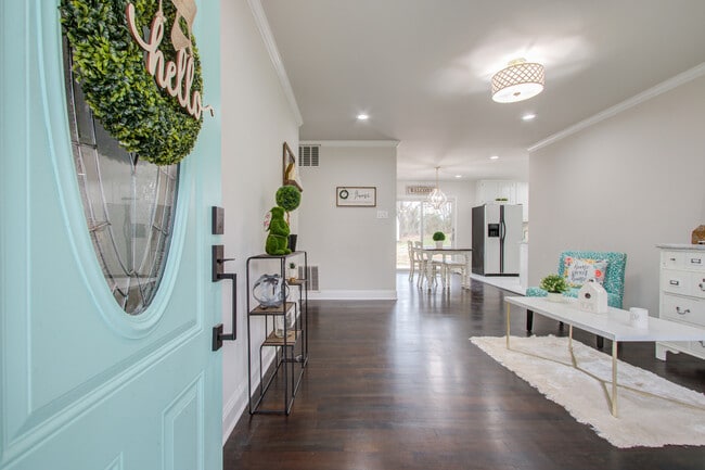 5007 Dogwood Dr in Warrenton, VA - Foto de edificio - Building Photo