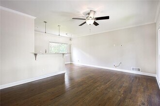 4984 Crowe Dr SE in Smyrna, GA - Building Photo - Building Photo