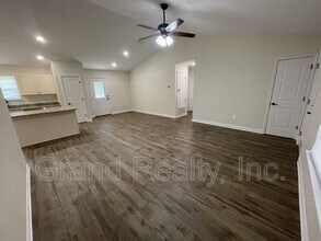 4019 Brittany Ln in Pace, FL - Foto de edificio - Building Photo
