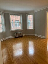 1643 W Touhy Ave in Chicago, IL - Building Photo - Building Photo