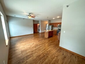 135 Campus in Ames, IA - Building Photo - Interior Photo