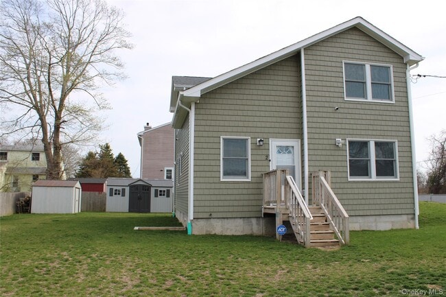 property at 2 Lafayette Dr