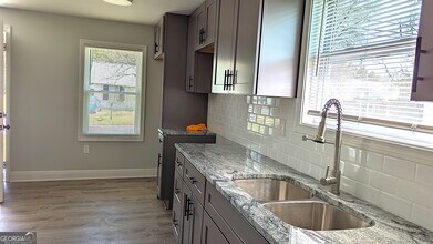840 Lynhaven Ave in Macon, GA - Building Photo - Building Photo