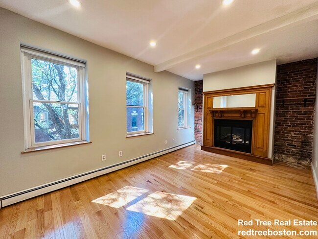 18 Garden St, Unit 3